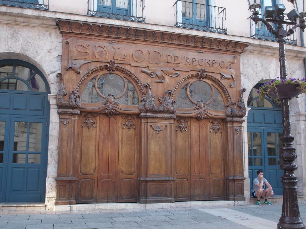 Parejas Apartment Burgos Exterior photo